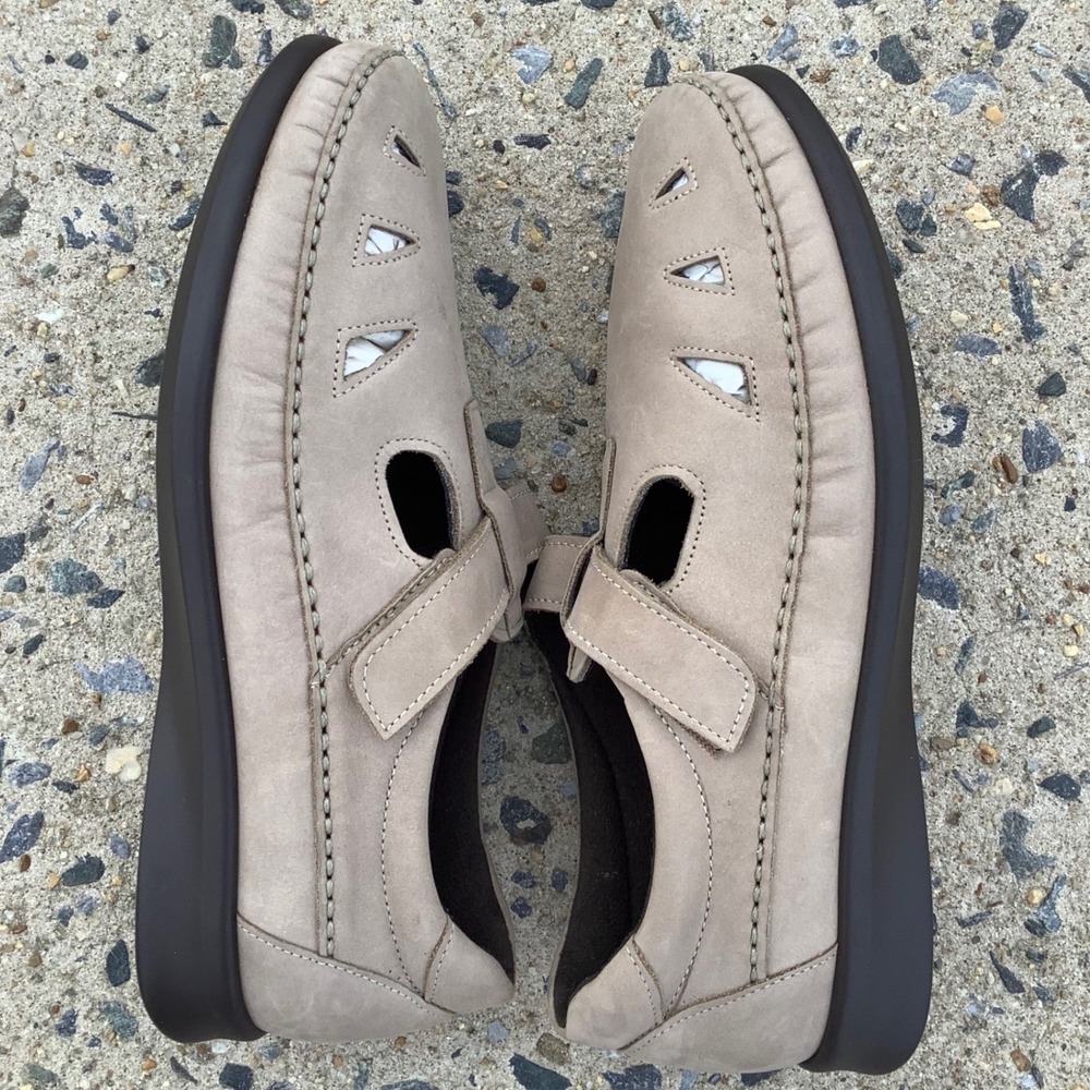 SAS Tripad Comfort Taupe Nubuck Leather Walking Sandals Womens 11 W USA Made - Picture 4 of 16